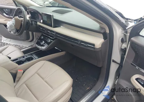 2022 Lincoln Corsair Standard z USA, uszkodzony, nr VIN 5LMCJ1D95NUL34834